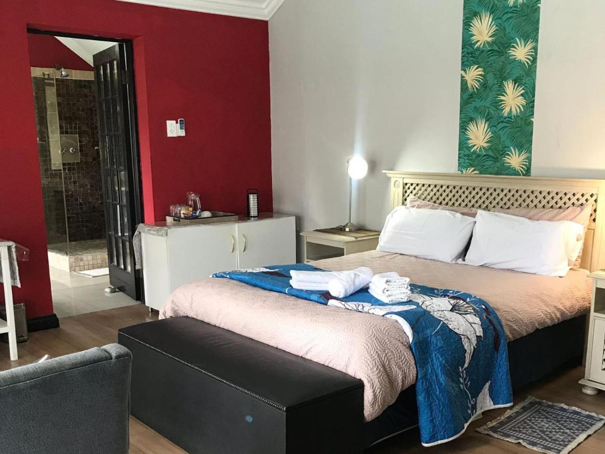 Muco Guest House ヨハネスブルグ エクステリア 写真